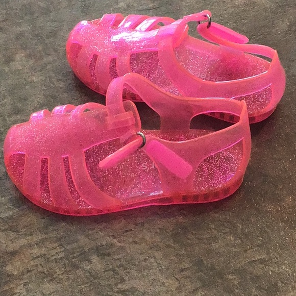 Sandals - Picture 2 of 3